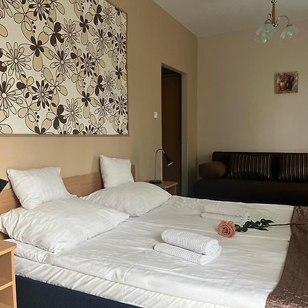 Hotel Rose City Budapest Eksteriør bilde
