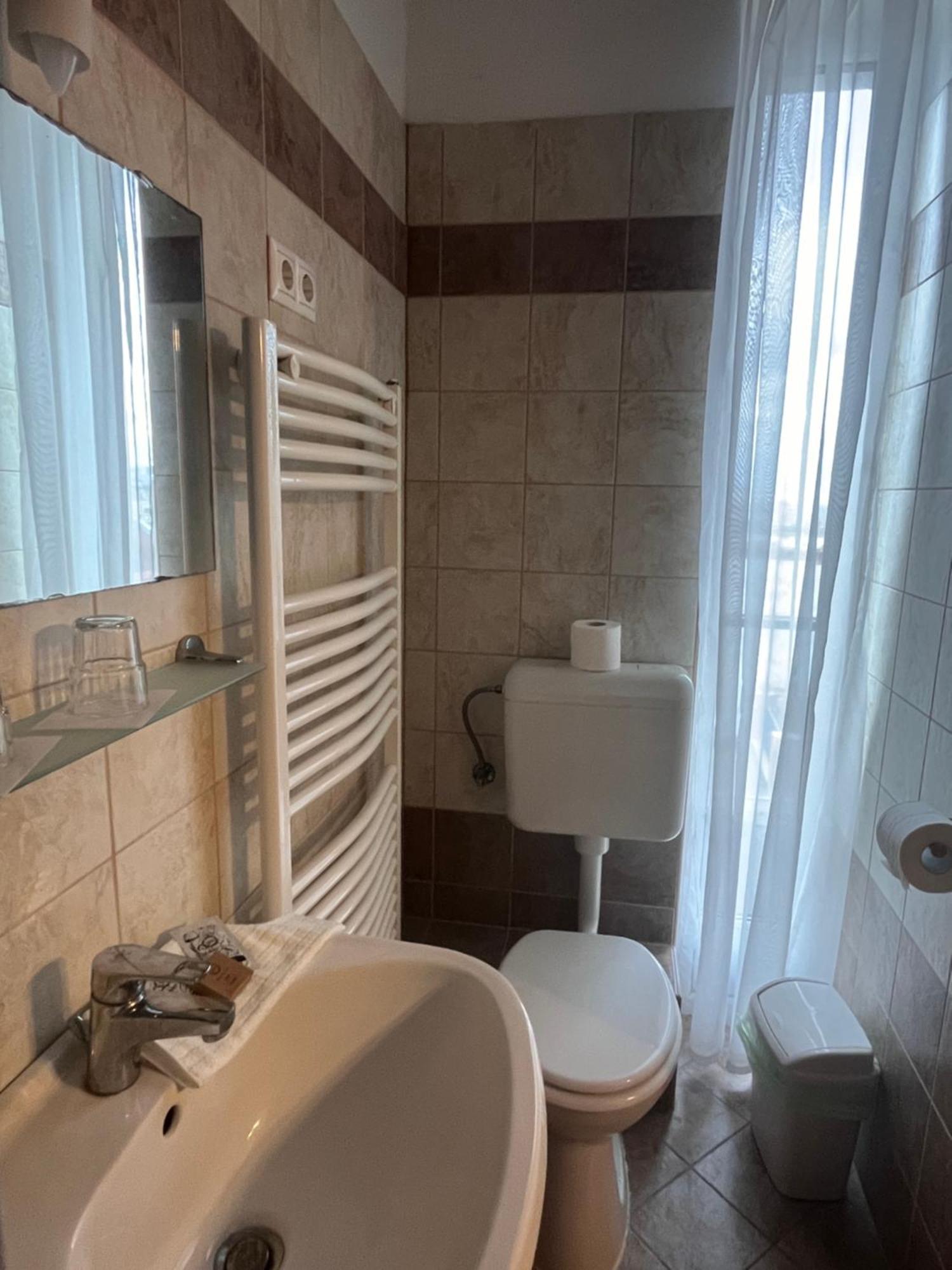 Hotel Rose City Budapest Eksteriør bilde